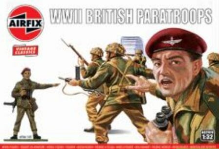 1:32 WWII BRITISH PARATROOPS