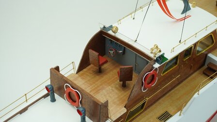 Billing Boats Admiral DMI619